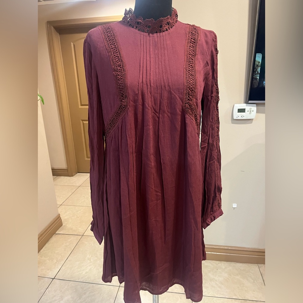 Blu Pepper Wine Lace Dress